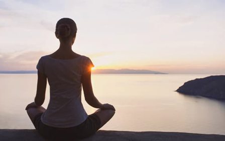 Meditasi Di Mana Saja Dengan Panduan Dari Smartphone